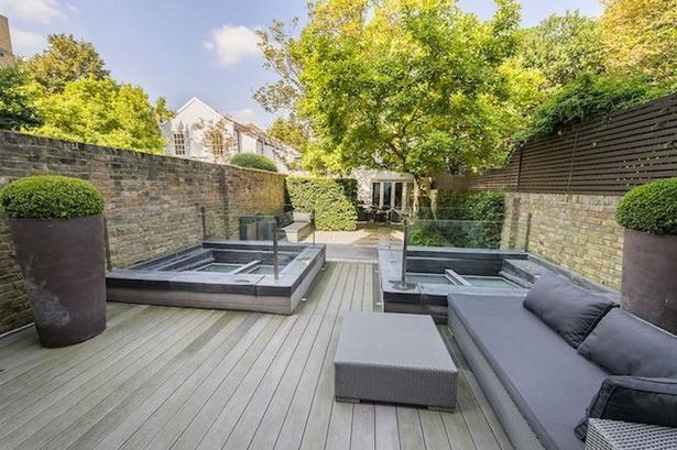 An outside space offers ample opportunity for al fresco dining