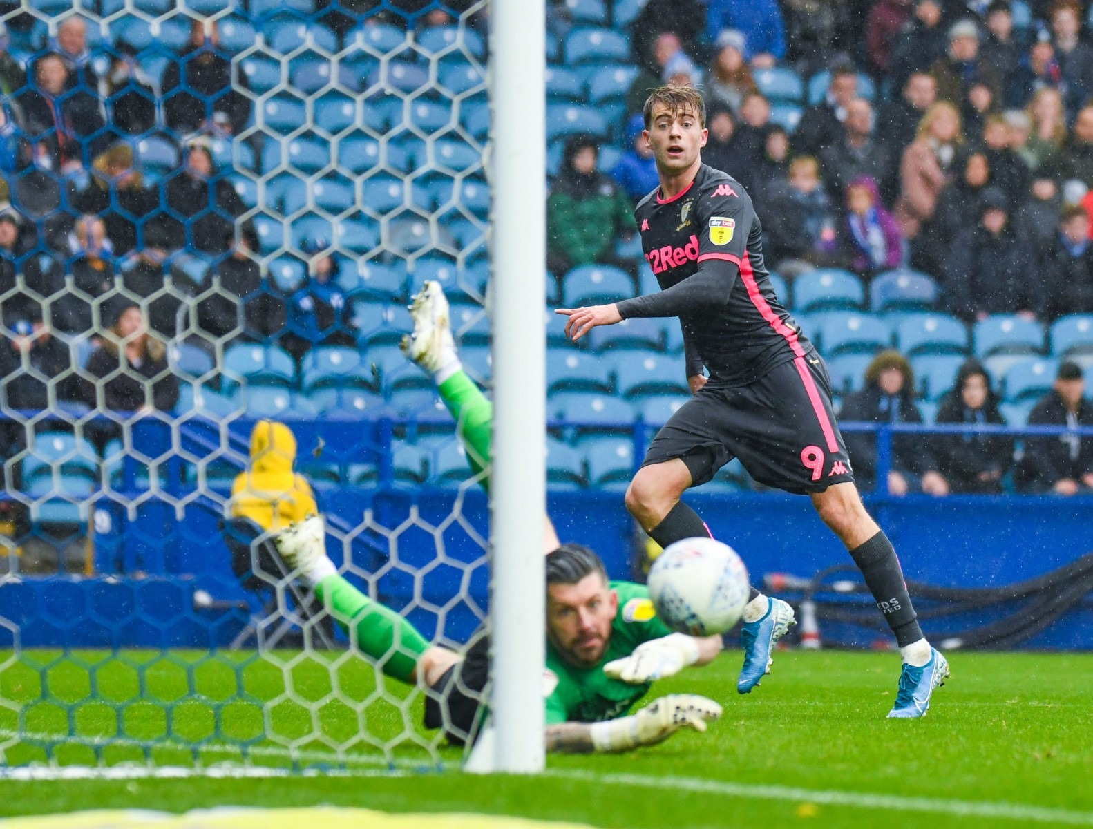 , Sheff Weds 0 Leeds 0: Leeds fans rage as Owls goalkeeper Westwood has typical performance against them in 0-0 draw