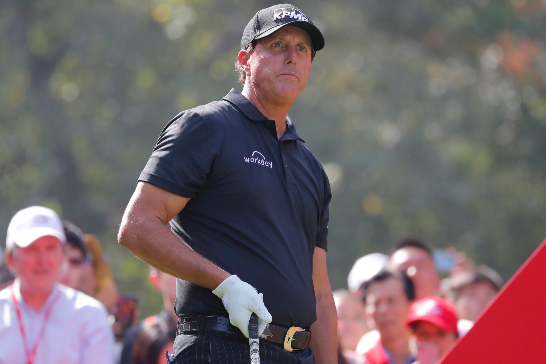 , Phil Mickelson drops out of worlds top 50 for first time in 26 years after HSBC Champions event in China