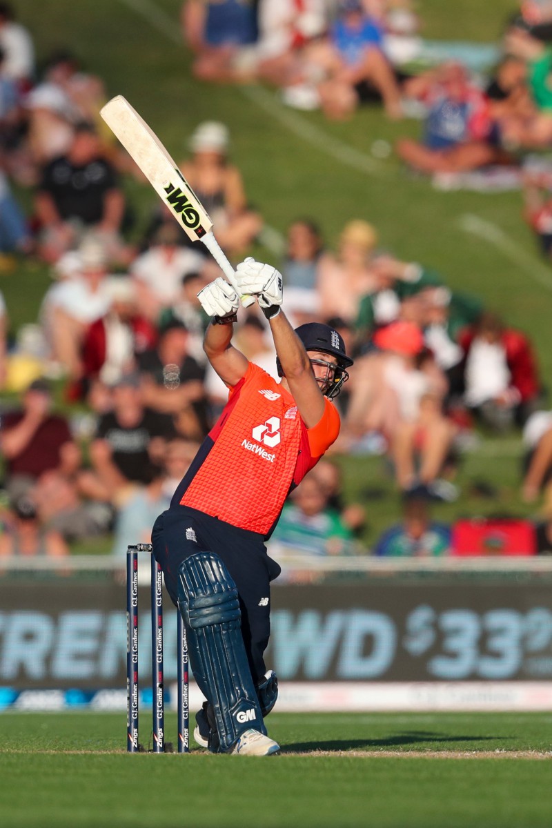 , Rapid Malan century leads England to record T20 total of 241-3 en route to crushing 76-run win over New Zealand