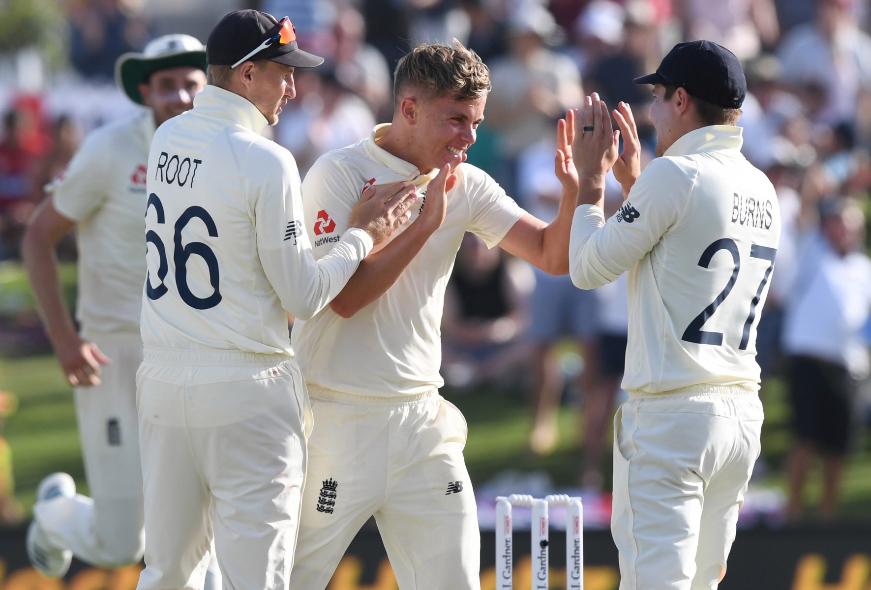 , Sam Curran justifies First Test selection with two key wickets as New Zealand trail by 209 runs in day two