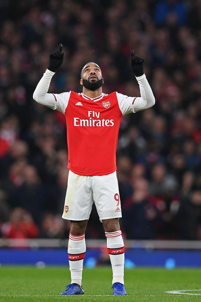 Lacazette celebrates levelling things up with his first goal since September 1