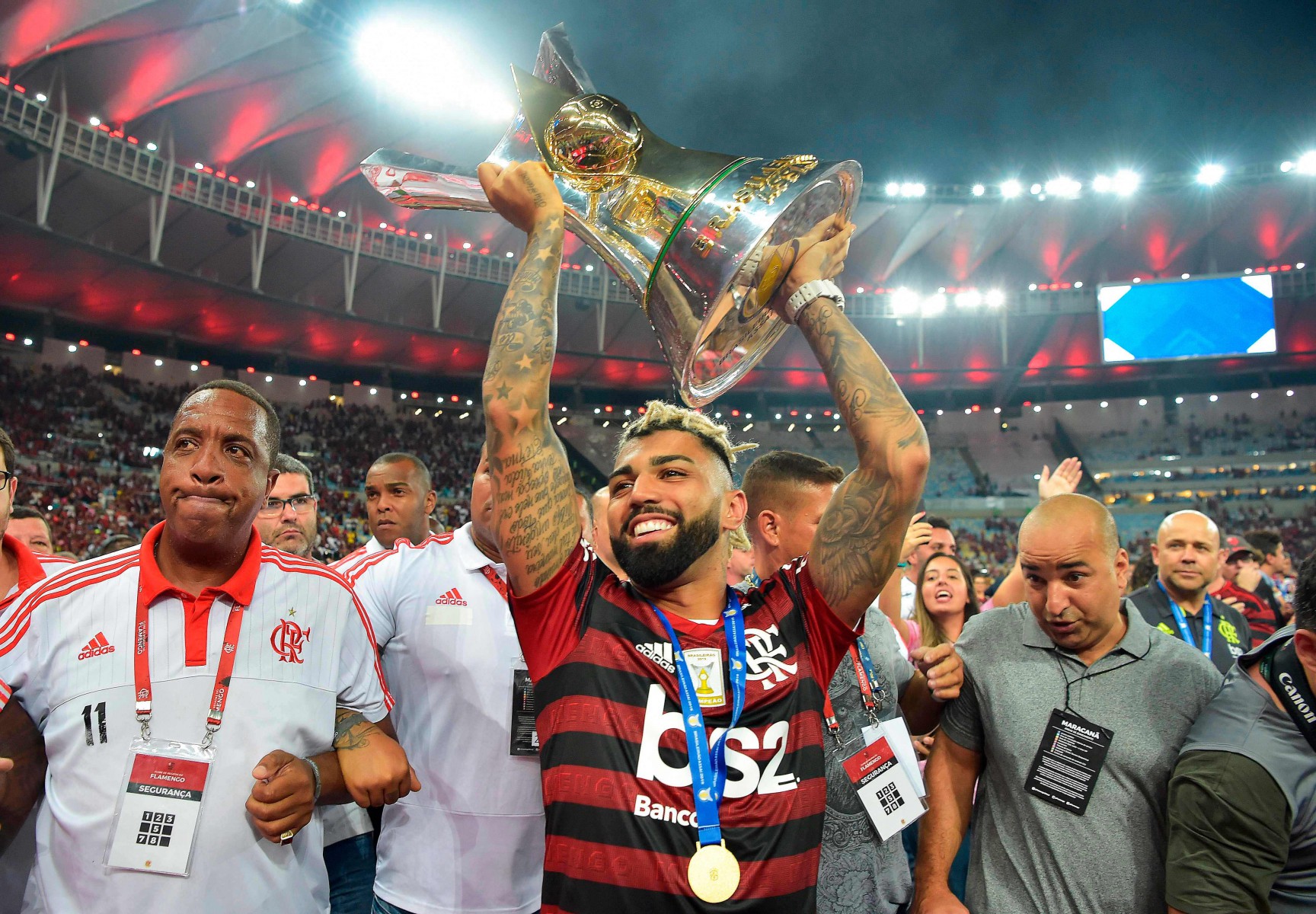, Chelsea transfer target Gabigol hints hes on the move as 20m Brazil striker says goodbye to Flamengo fans