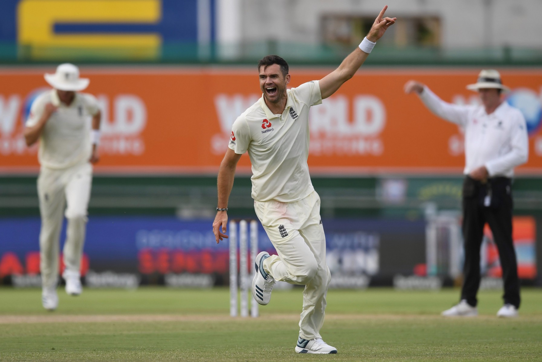 , James Anderson strikes late as England frustrated by South Africa following Dom Sibleys maiden century