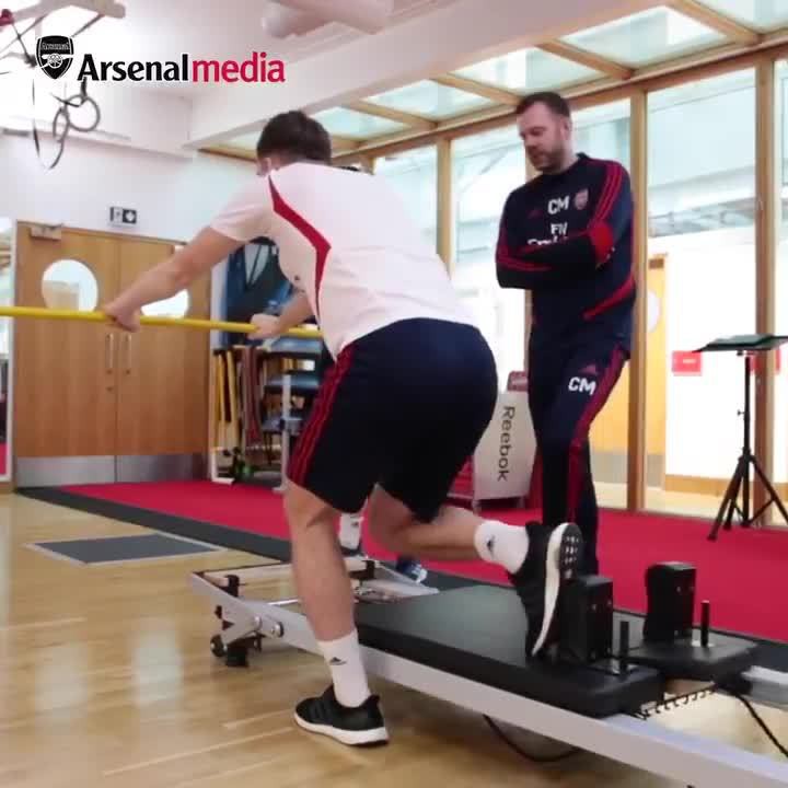 , Watch Kieran Tierney train in the gym as Arsenal star works on comeback from shoulder injury