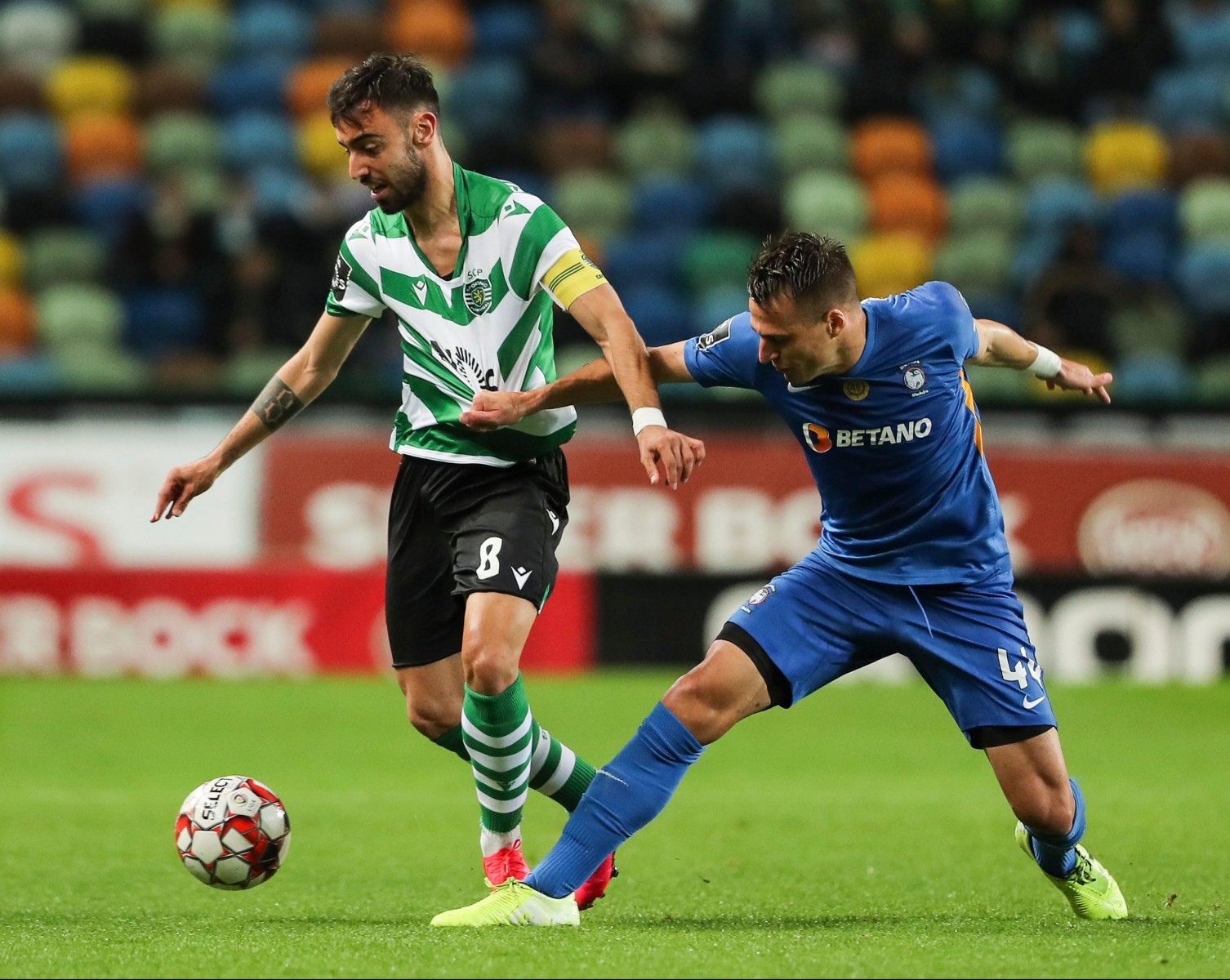 , Man Utd handed transfer boost in race for Bruno Fernandes as Sporting Lisbon boss cannot confirm whether he will stay