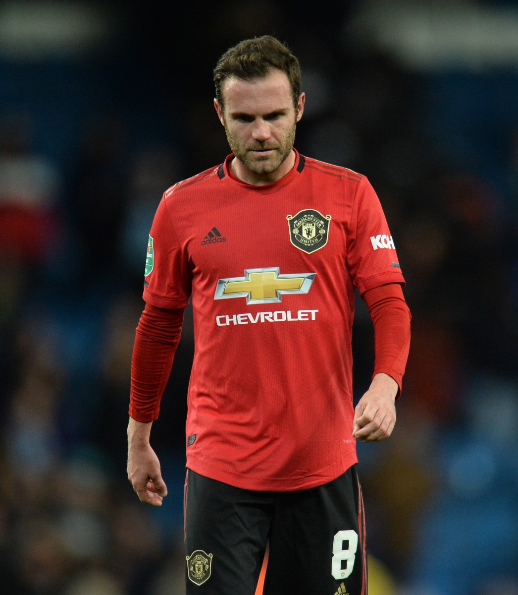 , Cesc Fabregas and Ferdinand stunned as Man Utd star Fred takes free-kick ahead of Mata vs City  and blasts it into wall