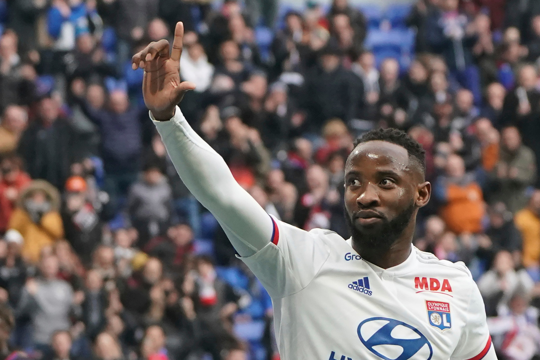, Man Utd and Chelsea in transfer boost over Moussa Dembele as Lyon chief admits player who want to leave will be sold