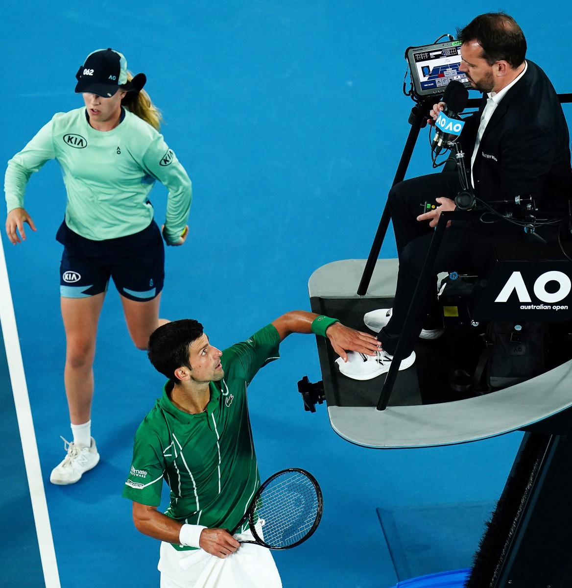 , Novak Djokovic apologises for touching umpire after you made yourself famous rant in Australian Open final