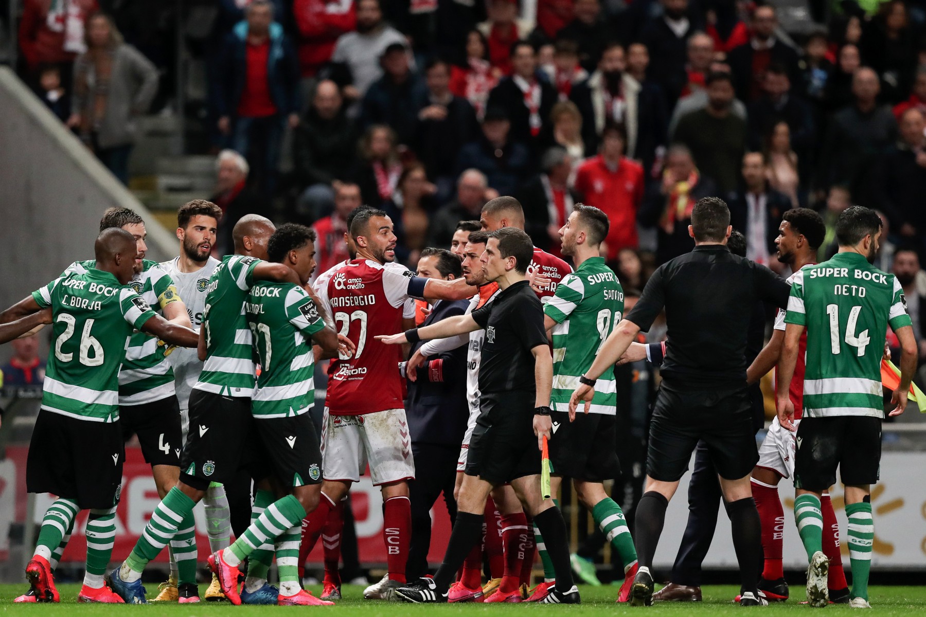 Tempers flared during the Primeira Liga clash as Braga won 2-0 to leapfrog Sporting into third