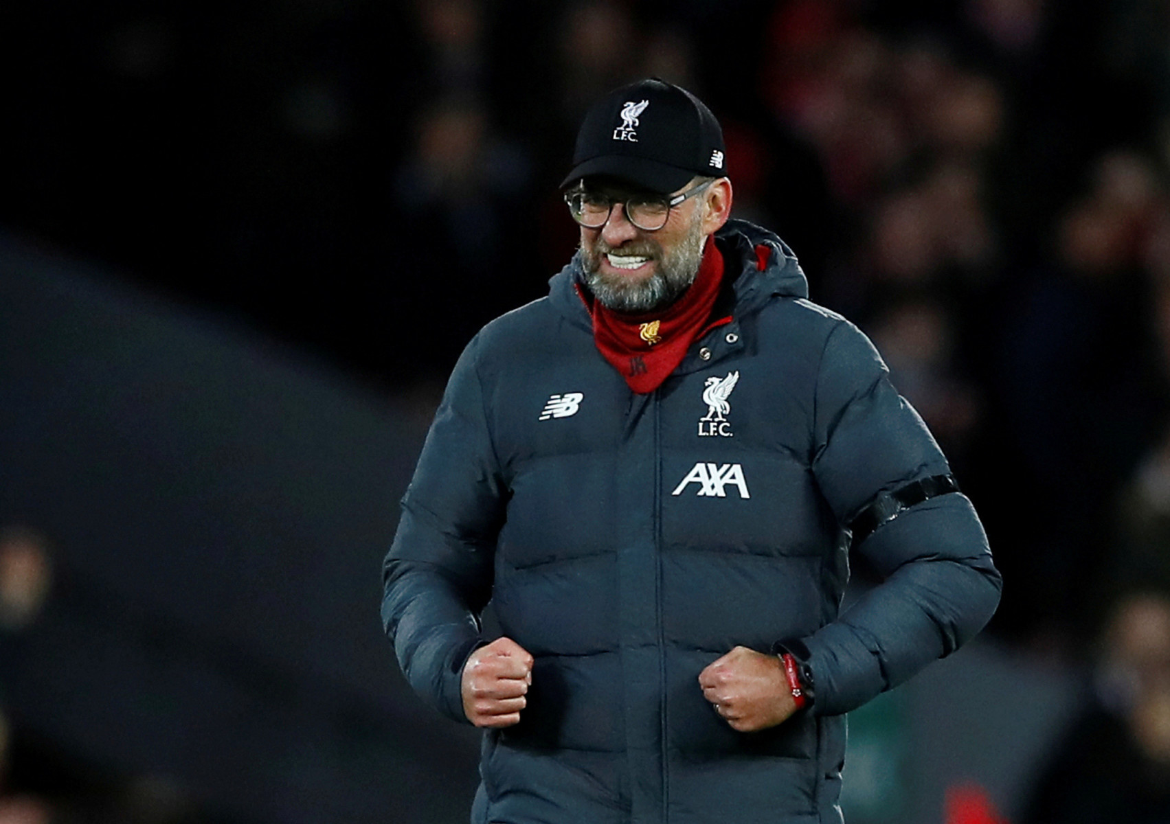 , Premier League faces crisis talks to decide whether Liverpool will be champions if coronavirus wipes out end of season