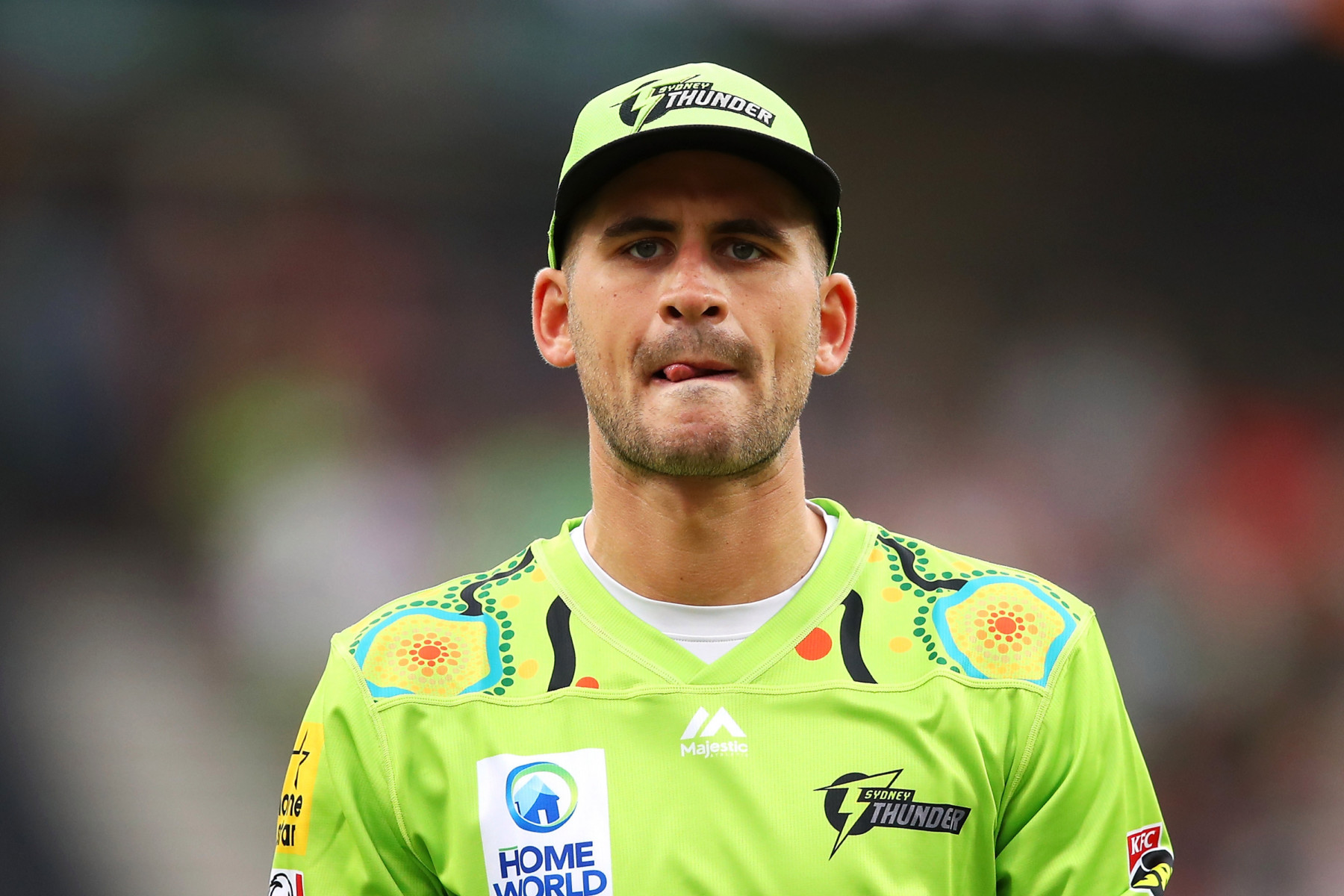 , England cricket star Alex Hales confirms he has coronavirus symptoms and has jetted home to self-isolate with family