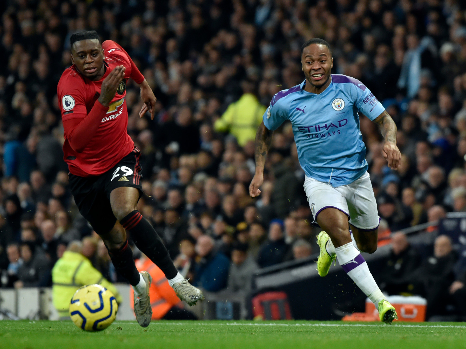 , Man Utd star Aaron Wan-Bissaka is ‘best one-on-one defender in world’ after keeping Sterling out of game, says Carragher