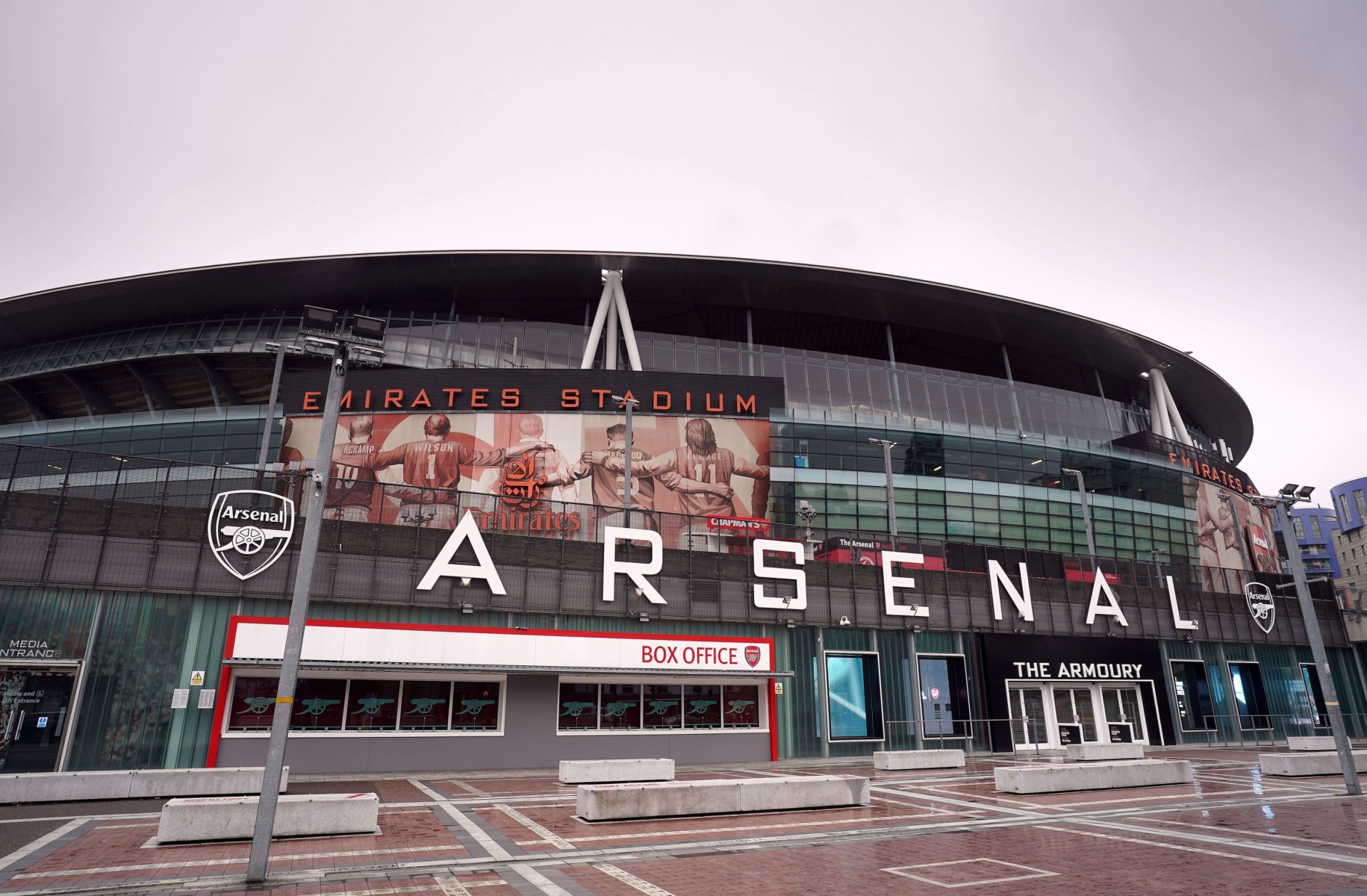 , Arsenal impose travel ban on entire squad after postponing training amid coronavirus outbreak