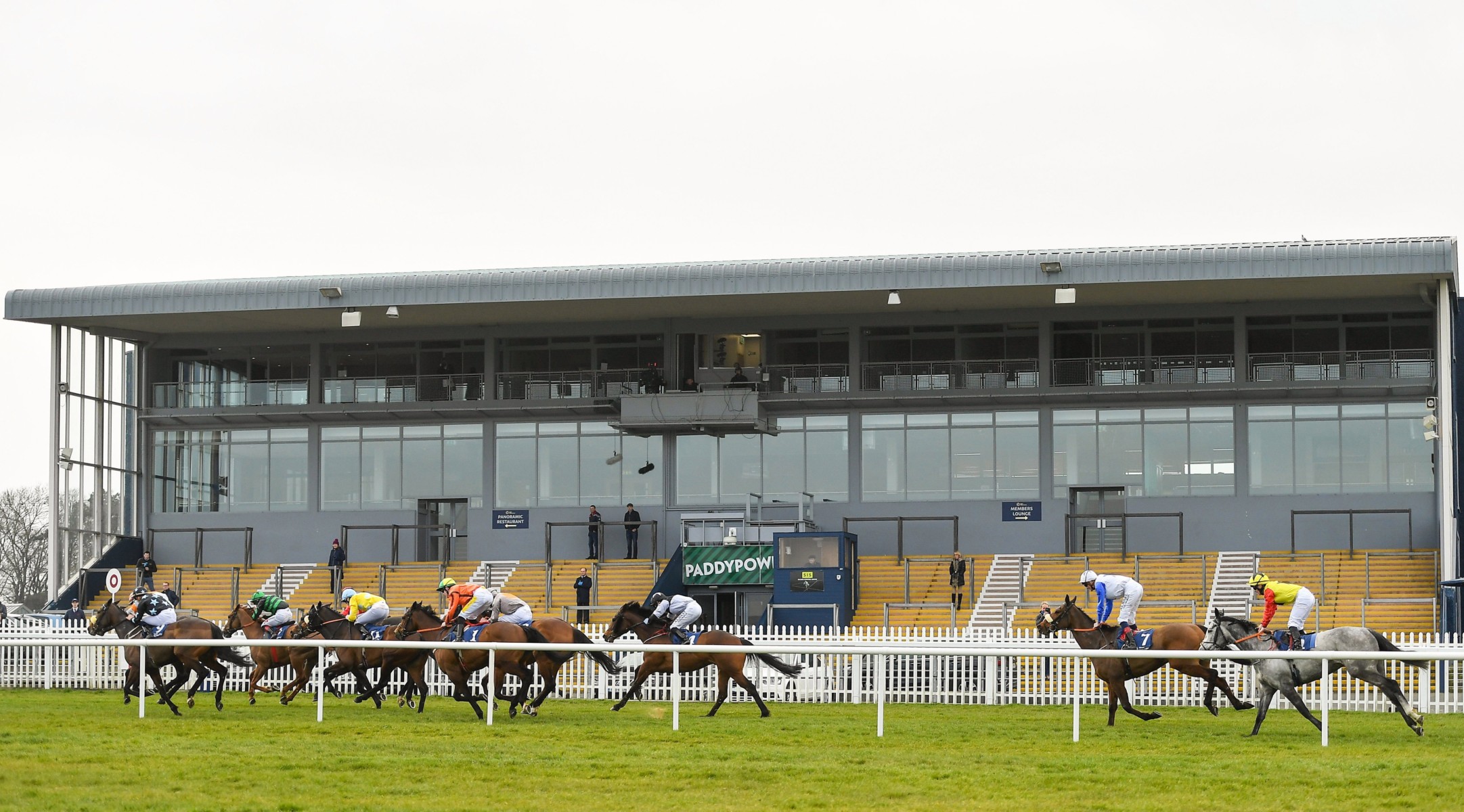 , Naas report: Lemista causes an upset in the Group 3 Park Express Stakes but Sir Dragonet fails to fire