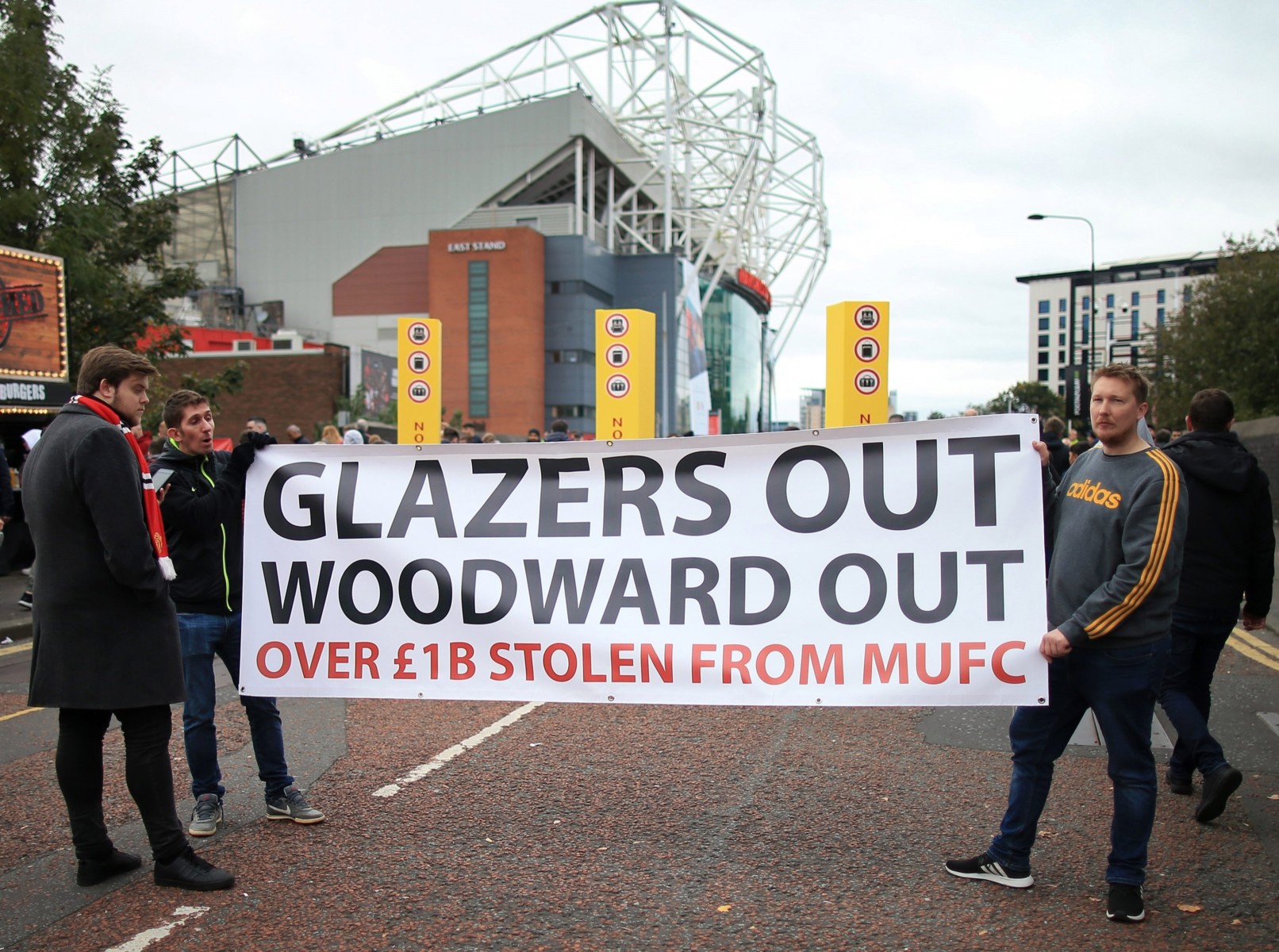 United fans want Glazer out for plunging them into debt