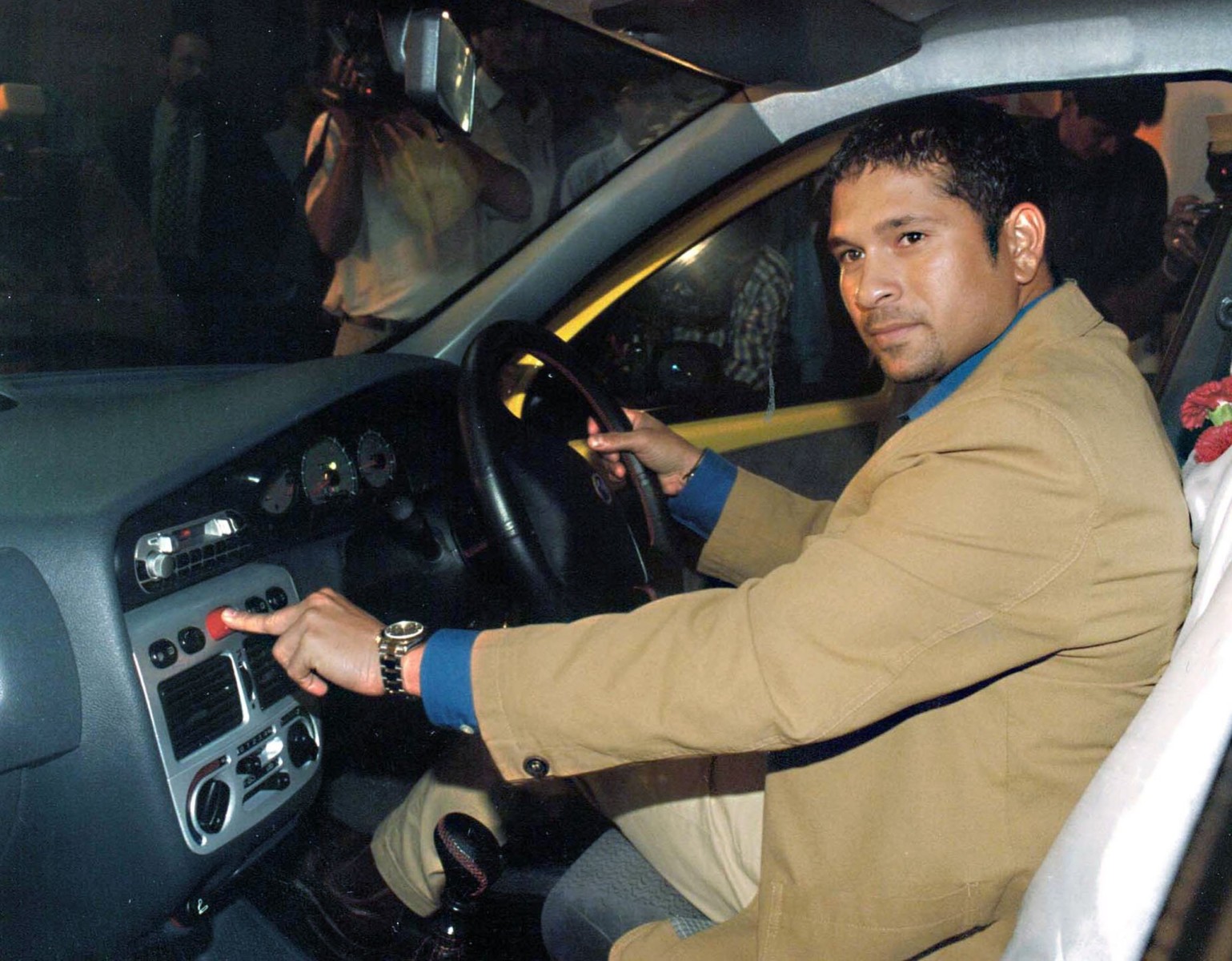 , Cricket legend Sachin Tendulkar still owns his first car bought for £1,200 in 1989, and parks it with his £155k Ferrari