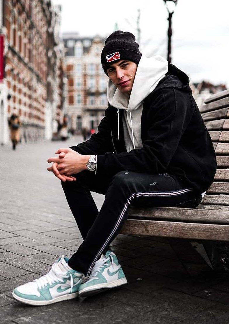 , Man Utd transfer target Kai Havertz plays like Ozil, his dad is a policeman and he chills out by playing classical piano