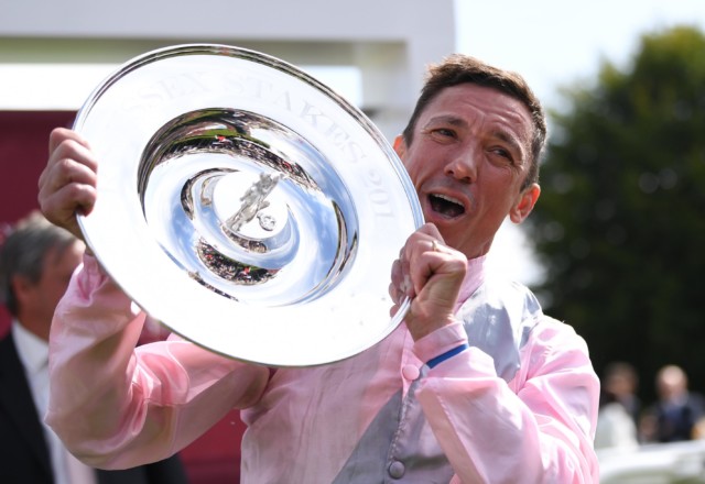 , Frankie Dettori warns his rivals he’s not going anywhere as Stradivarius set for surprise appearance at Newmarket