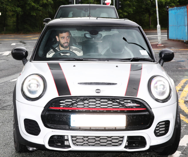 , Man Utd stars drive to training in different kits ahead of intra-squad friendly – with Pogba and Fernandes split up