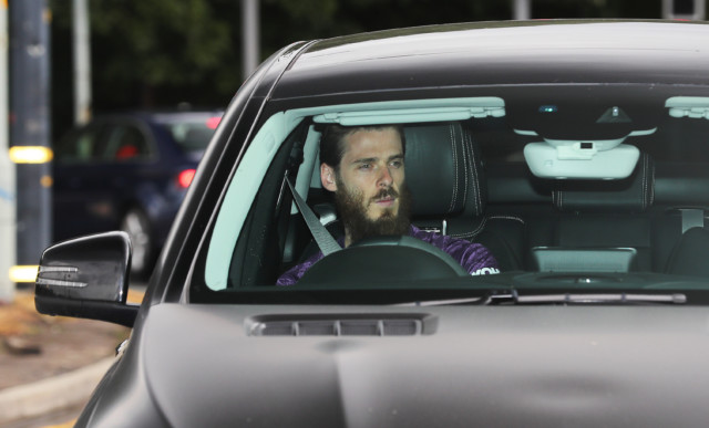 , Man Utd stars drive to training in different kits ahead of intra-squad friendly – with Pogba and Fernandes split up