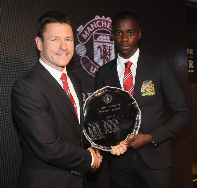 Tuanzebe receives the coveted Jimmy Murphy award