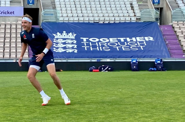 , Stuart Broad sees psychologist before playing in empty grounds during England’s summer Tests