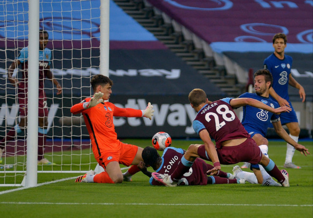 , West Ham want VAR to be SCRAPPED by Premier League… it has been against us all season