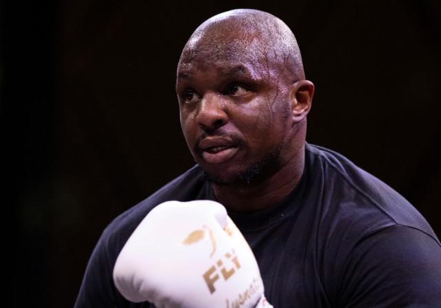 , Dillian Whyte accuses Floyd Mayweather of ‘cherry-picking’ his opponents and slams historic Conor McGregor fight