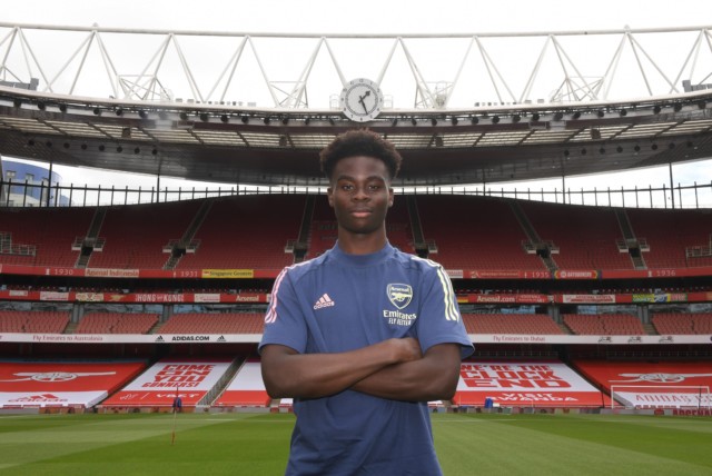, Rio Ferdinand urges Arsenal to ‘build club around’ Saka after youngster’s passionate statement following new deal