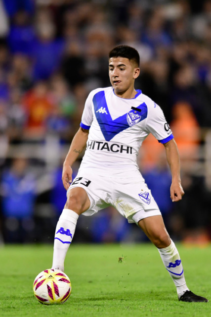 , Leeds launch transfer swoop for Utrecht right-back Sean Klaiber but suffer blow in race for Argentine star Thiago Almada
