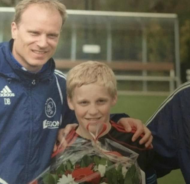 Bergkamp coached van de Beek when he was 10