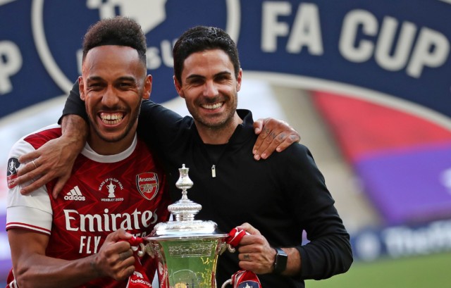 , Mikel Arteta pleads with Arsenal hero Pierre-Emerick Aubameyang to sign contract and become a legend