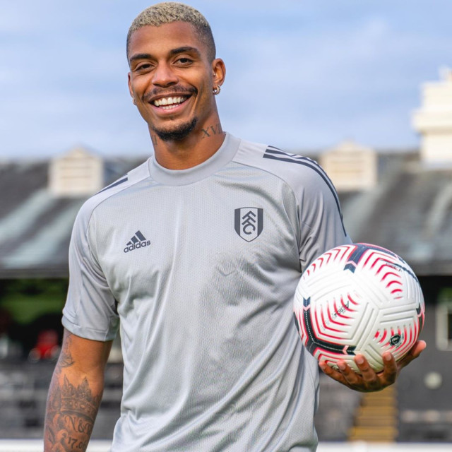 , Fulham snap-up Mario Lemina on season-long loan transfer from Southampton with buy clause if they avoid relegation