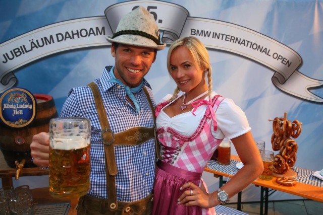 Paul Casey is happily married to Pollyanna Woodward