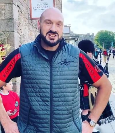 , Watch moment Tyson Fury enlists BAGPIPE PLAYER to help find WWE rival Drew McIntyre after ‘looking all over Edinburgh’