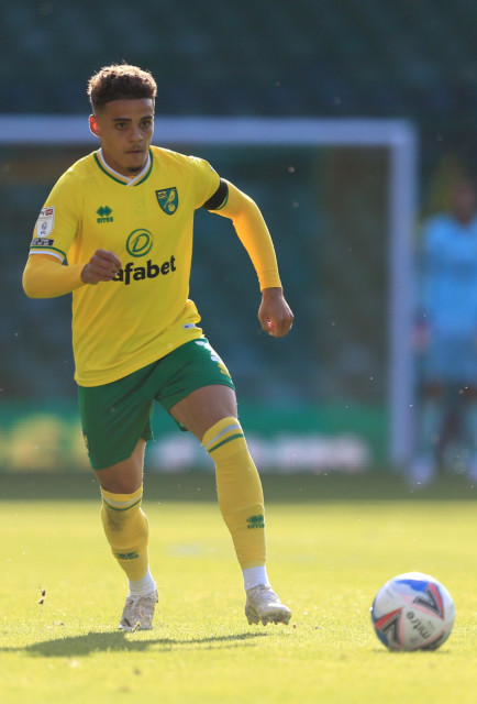 , Barcelona agree personal terms with Max Aarons but loan transfer stalls as Norwich want £30m option to buy included