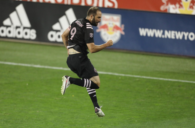 , Watch Gonzalo Higuain score incredible free-kick in Inter Miami win after penalty heartbreak on debut