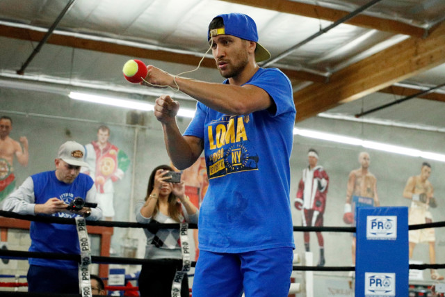 , Vasyl Lomachenko uses maths puzzles, folk dancing and holding his breath in training for Lopez fight