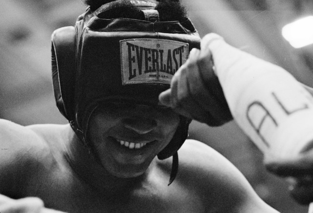 , Photographer’s 48-hours with Muhammad Ali gives stunning look at heavyweight training for ‘Rumble in the Jungle’ in 1974