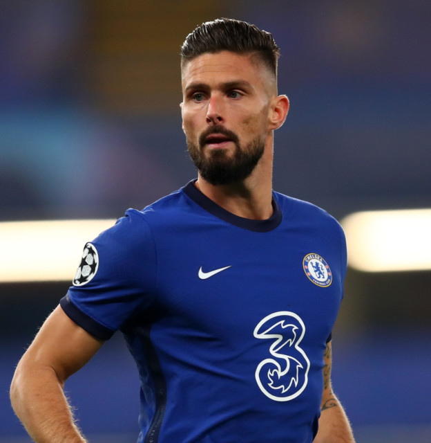 , Deschamps sparks Giroud transfer talk by saying situation at Chelsea cannot last if he wants to play for France again