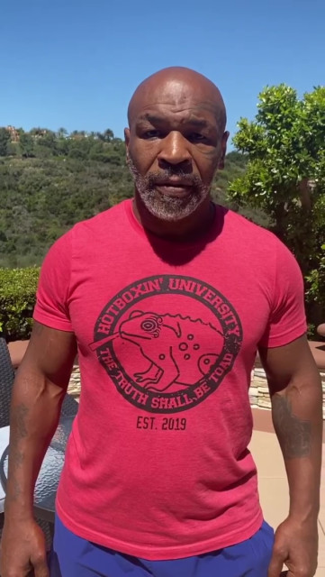, Mike Tyson warns Jamie Foxx ‘it’s not going to be pretty’ playing him in biopic after his dramatic body transformation