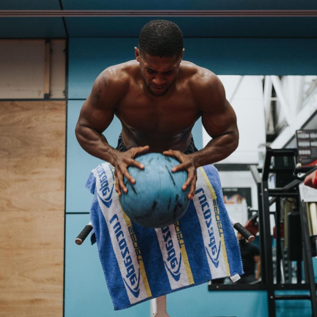 , Anthony Joshua looks shredded in training ahead of Pulev fight but Lennox Lewis claims Tyson Fury ‘is more dangerous’
