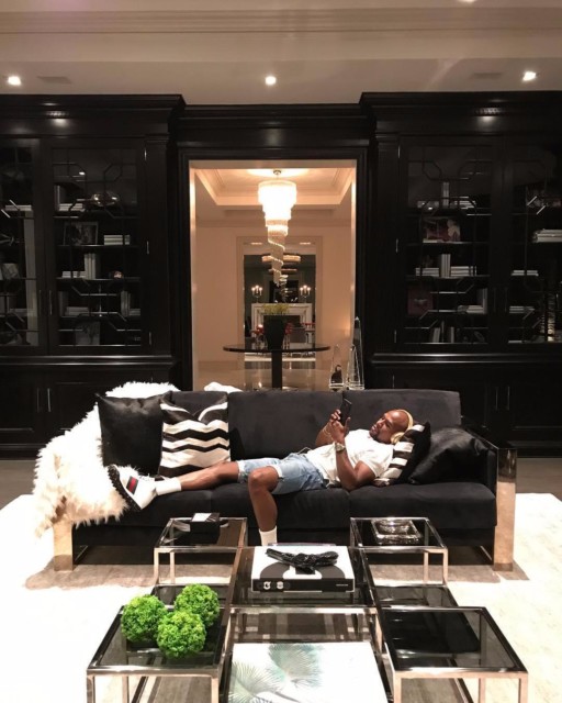 , Floyd Mayweather’s amazing £19m LA mansion boasts incredible belt collection and stunning wine cellar