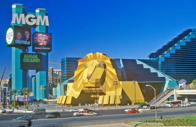 , Five locations to host Floyd Mayweather vs Logan Paul including boxing legend’s home MGM Grand and Tokyo