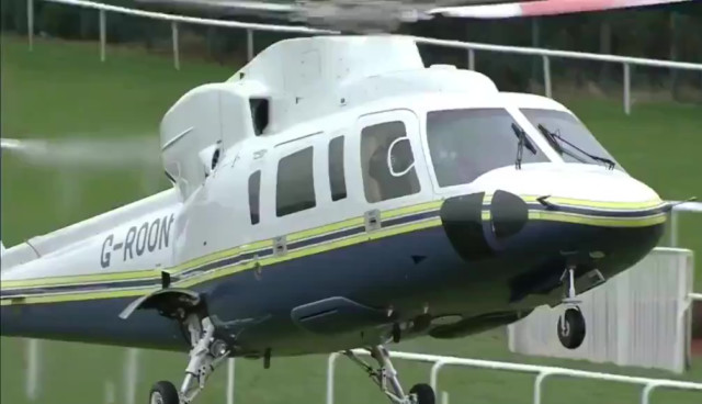 , Man Utd icon Alex Ferguson arrives at Doncaster racecourse in helicopter with ‘Roon’ on it ahead of Manchester derby