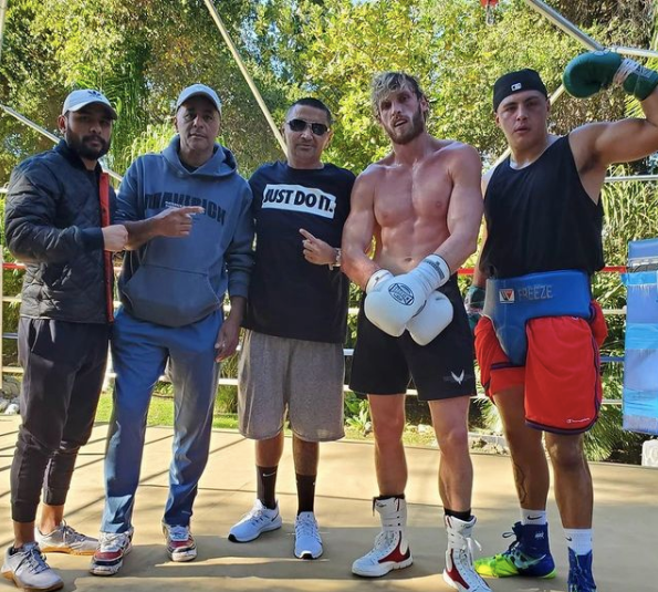 , Logan Paul trains with brother Jake as YouTuber insists he ‘got under Floyd Mayweather’s skin’ amid exhibition fight