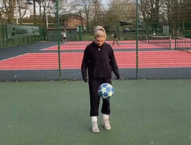 , Shannon Courtenay shows off football skills on Instagram as boxing star proves she’s no one-sport wonder