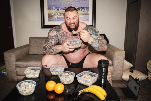 , Game of Thrones star Hafthor Bjornsson’s incredible body transformation after losing 50kg to prepare for boxing bout