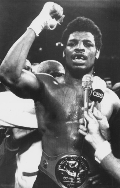 , Leon Spinks dead aged 67: Tributes pour in as boxing legend passes away